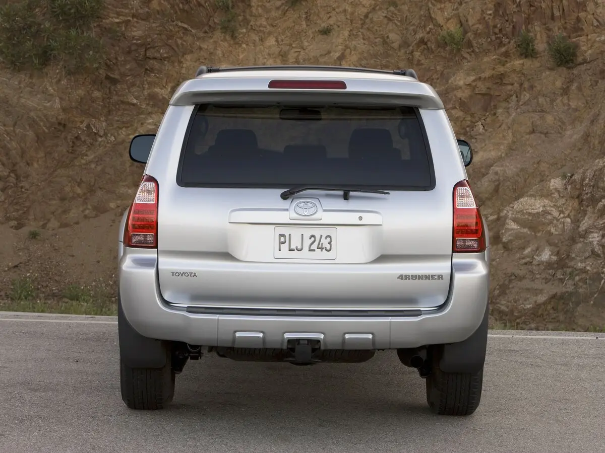 Toyota 4Runner IV Рестайлинг Внедорожник 5 дв. — фото 4