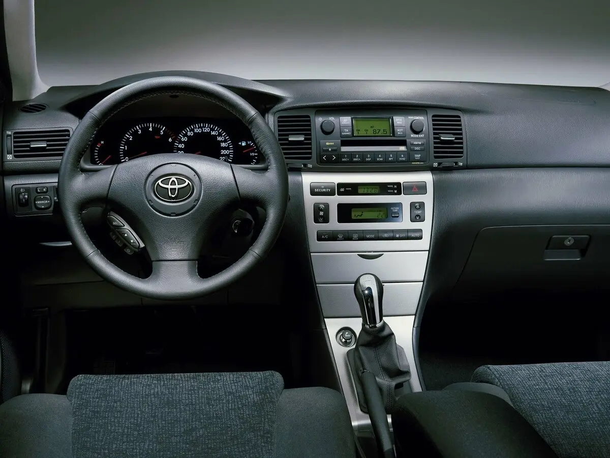 Toyota Corolla IX (E120, E130) Седан — фото 5