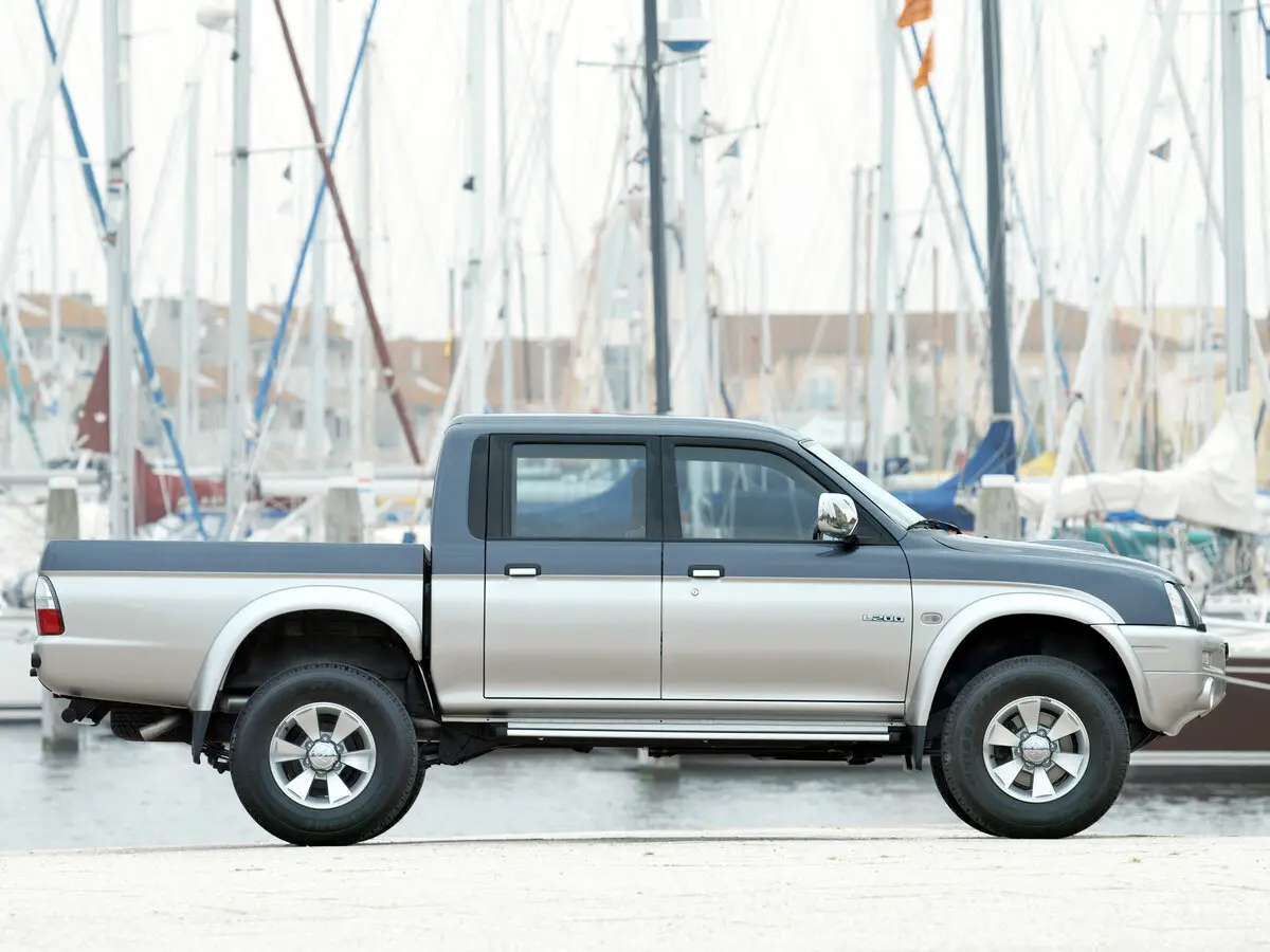 Mitsubishi L200 III Пикап Двойная кабина — сүрөт 2