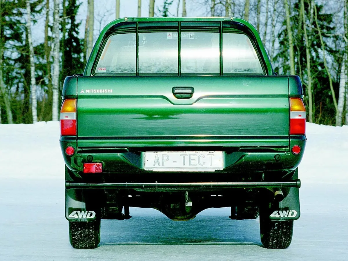 Mitsubishi L200 III Пикап Двойная кабина — сүрөт 4
