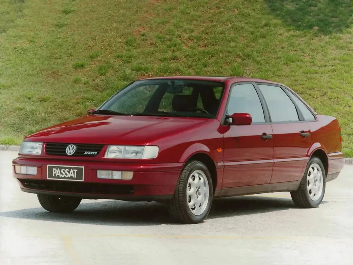 Volkswagen Passat B4 Седан