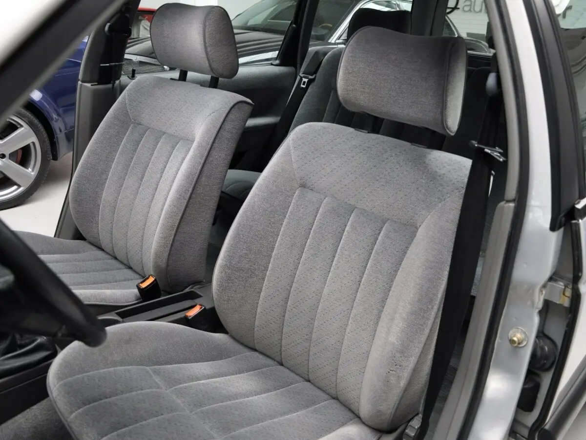 Volkswagen Passat B3 Универсал 5 дв. — фото 6