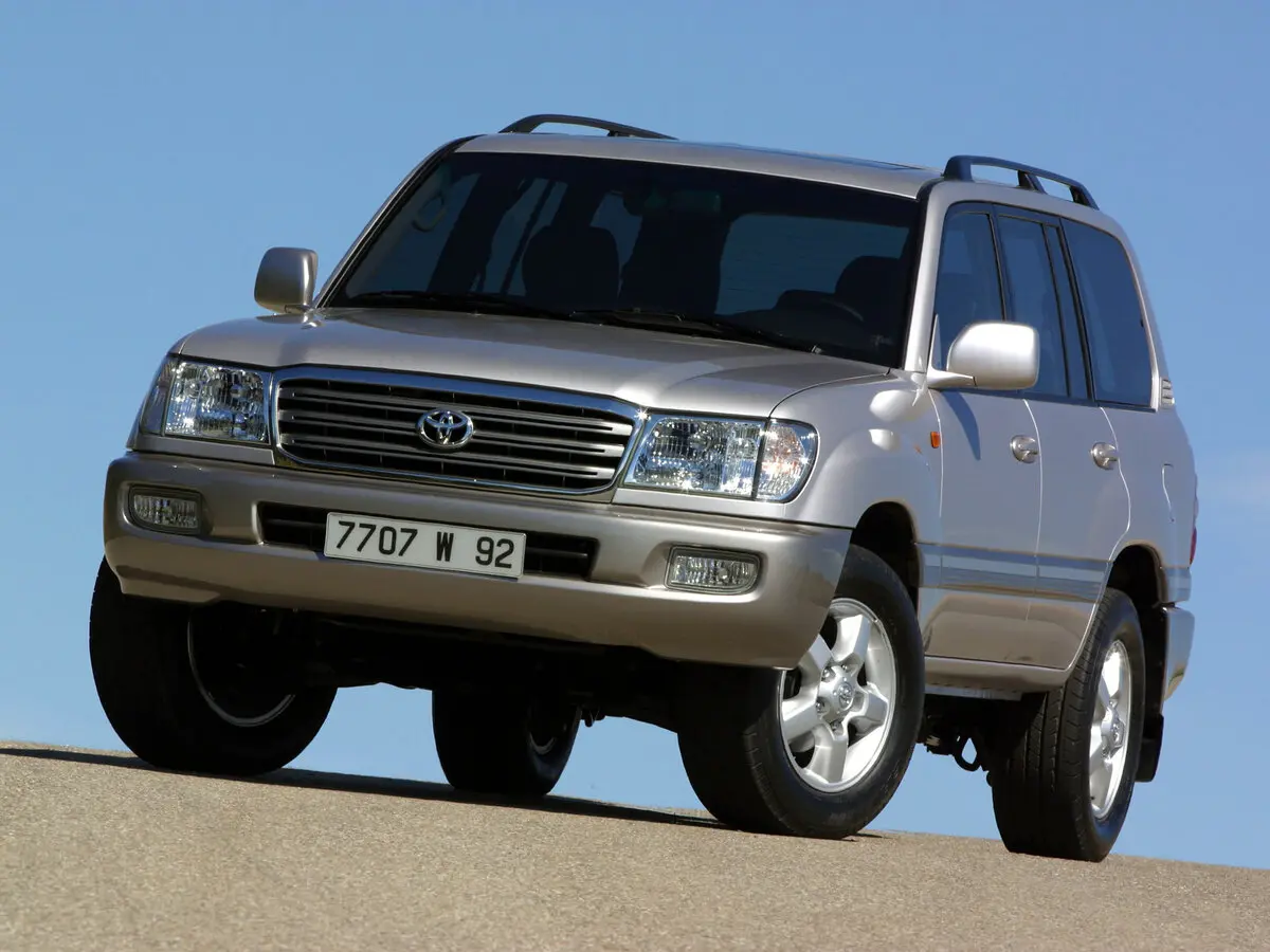 Toyota Land Cruiser 100 Series Рестайлинг 1 Внедорожник 5 дв. — сүрөт 3