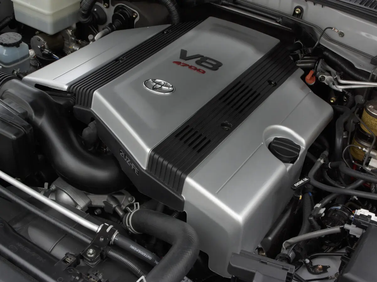 Toyota Land Cruiser 100 Series Рестайлинг 1 Внедорожник 5 дв. — сүрөт 9