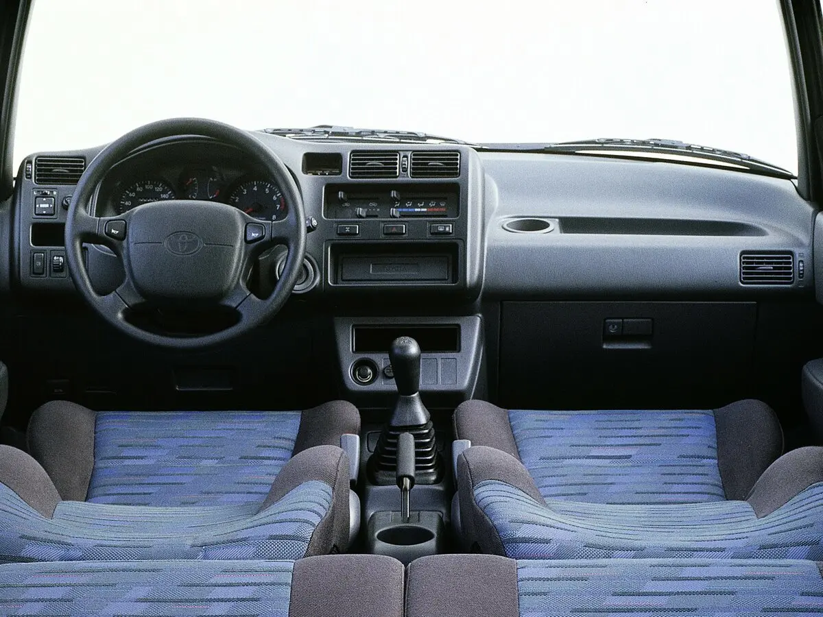 Toyota RAV4 I (XA10) Внедорожник 5 дв. — фото 5