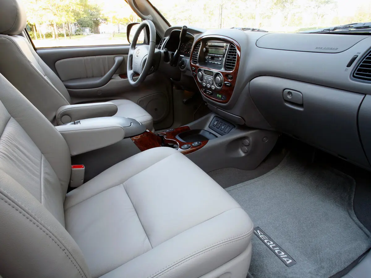 Toyota Sequoia I Рестайлинг Внедорожник 5 дв. — фото 7