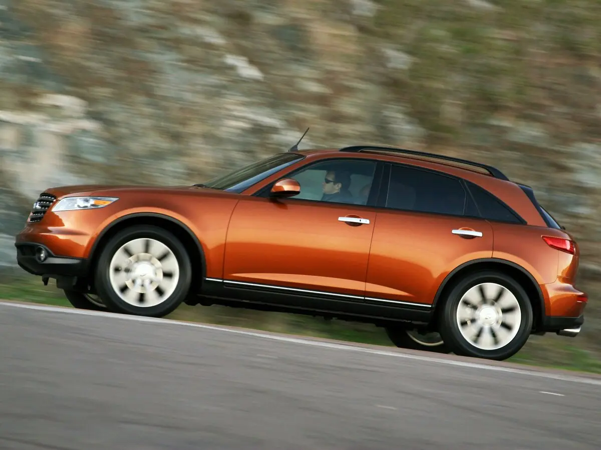 Infiniti FX I (S50) Внедорожник 5 дв. — 照片 2