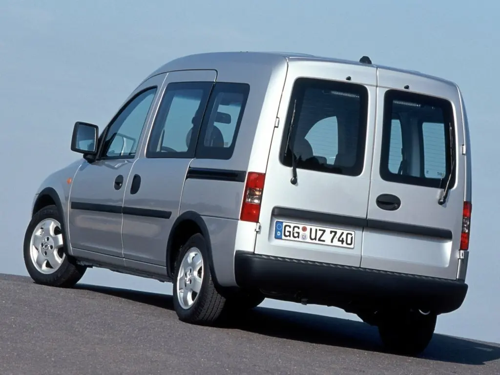 Opel Combo C Компактвэн — 照片 4