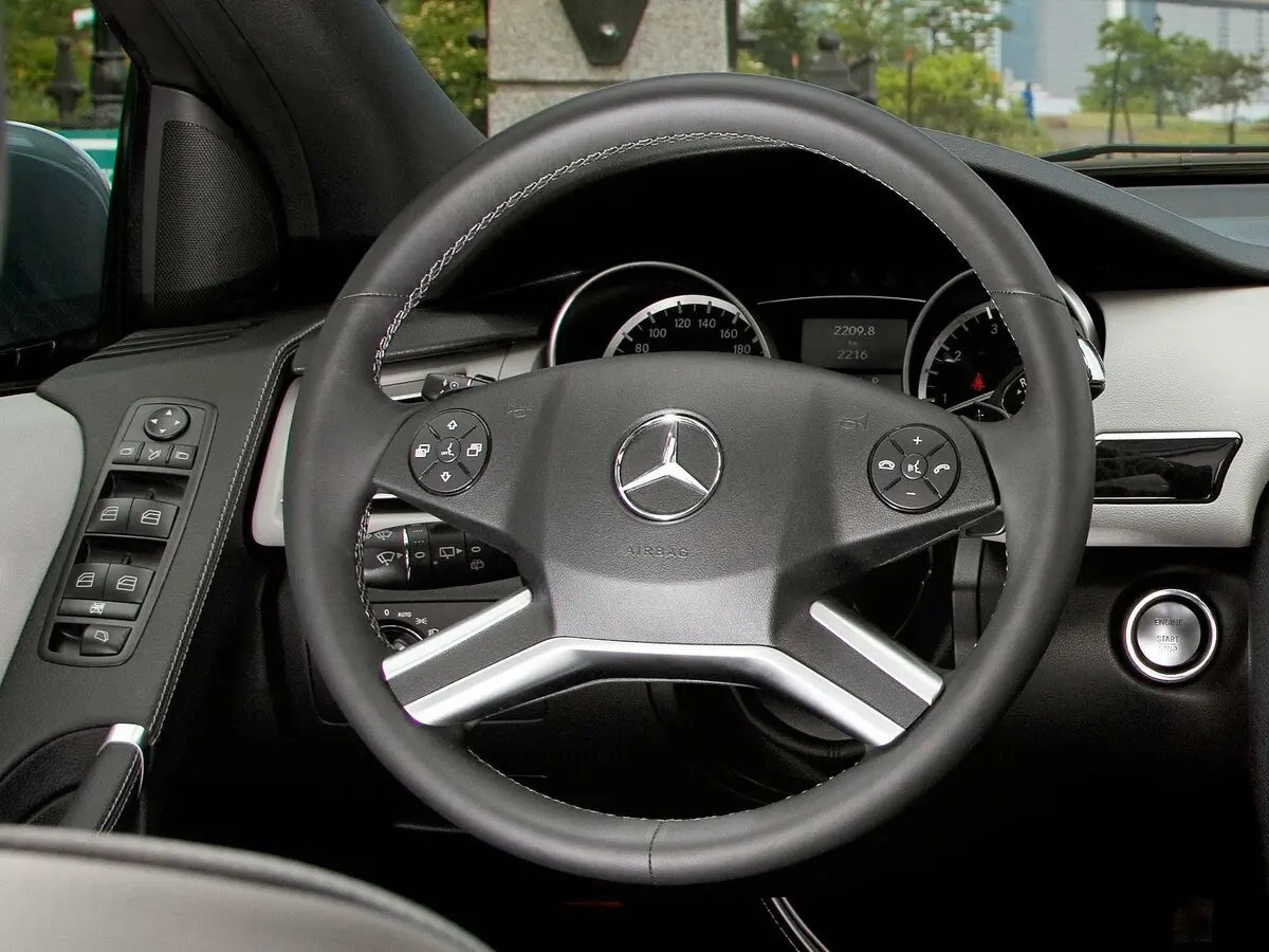 Mercedes-Benz R-Класс I Рестайлинг 2 Минивэн Long — photo 9