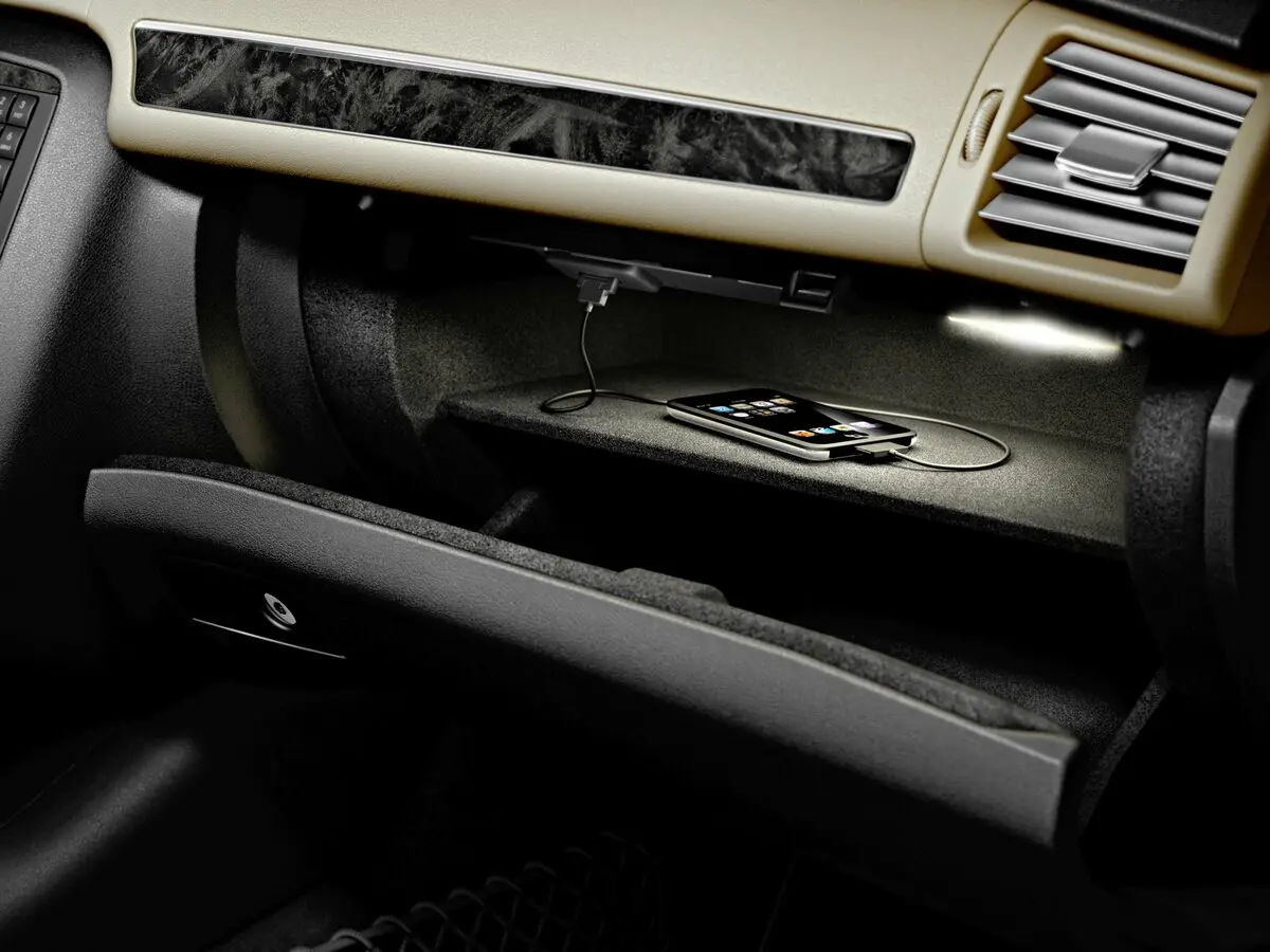 Mercedes-Benz R-Класс I Рестайлинг 2 Минивэн Long — photo 16