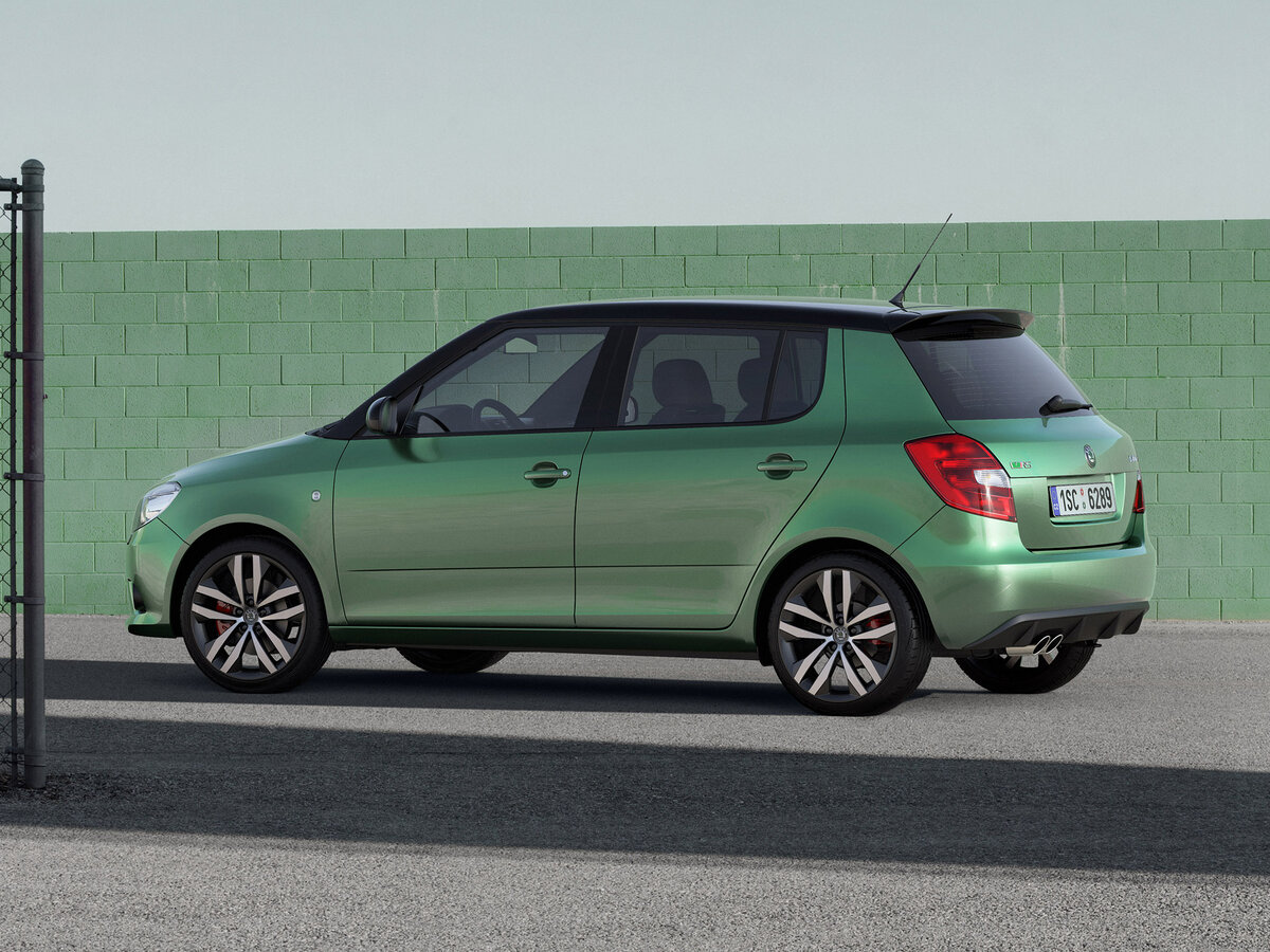 Skoda Fabia RS II Хэтчбек 5 дв. — фото 2