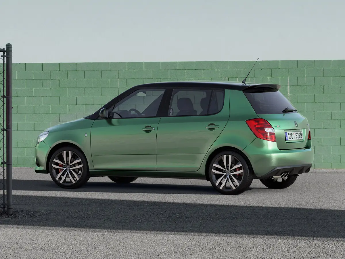 Skoda Fabia RS II Хэтчбек 5 дв. — сүрөт 2