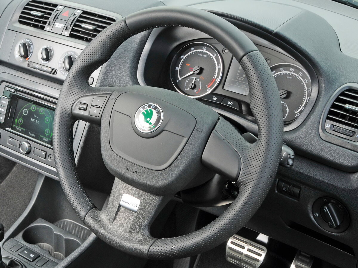 Skoda Fabia RS II Хэтчбек 5 дв. — фото 9