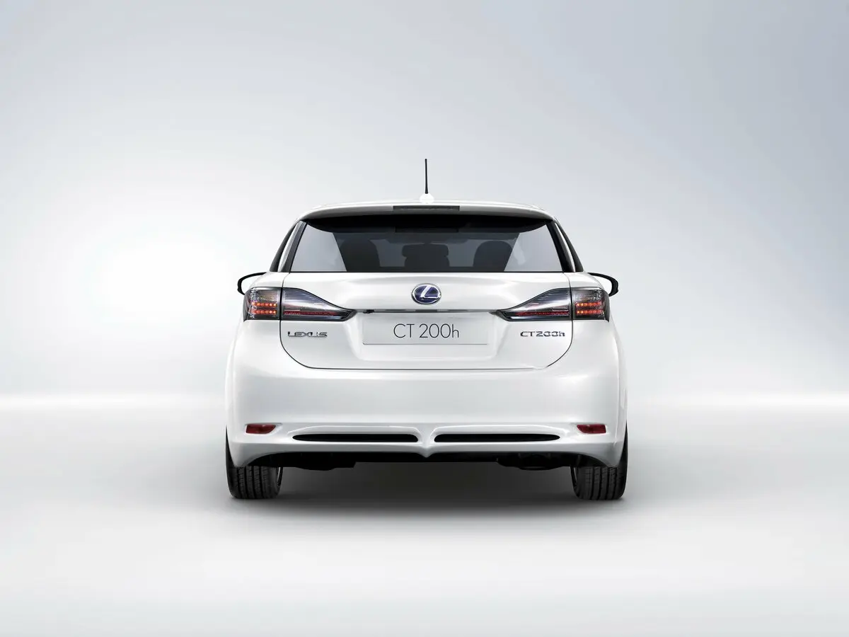 Lexus CT I Хэтчбек 5 дв. — сүрөт 4