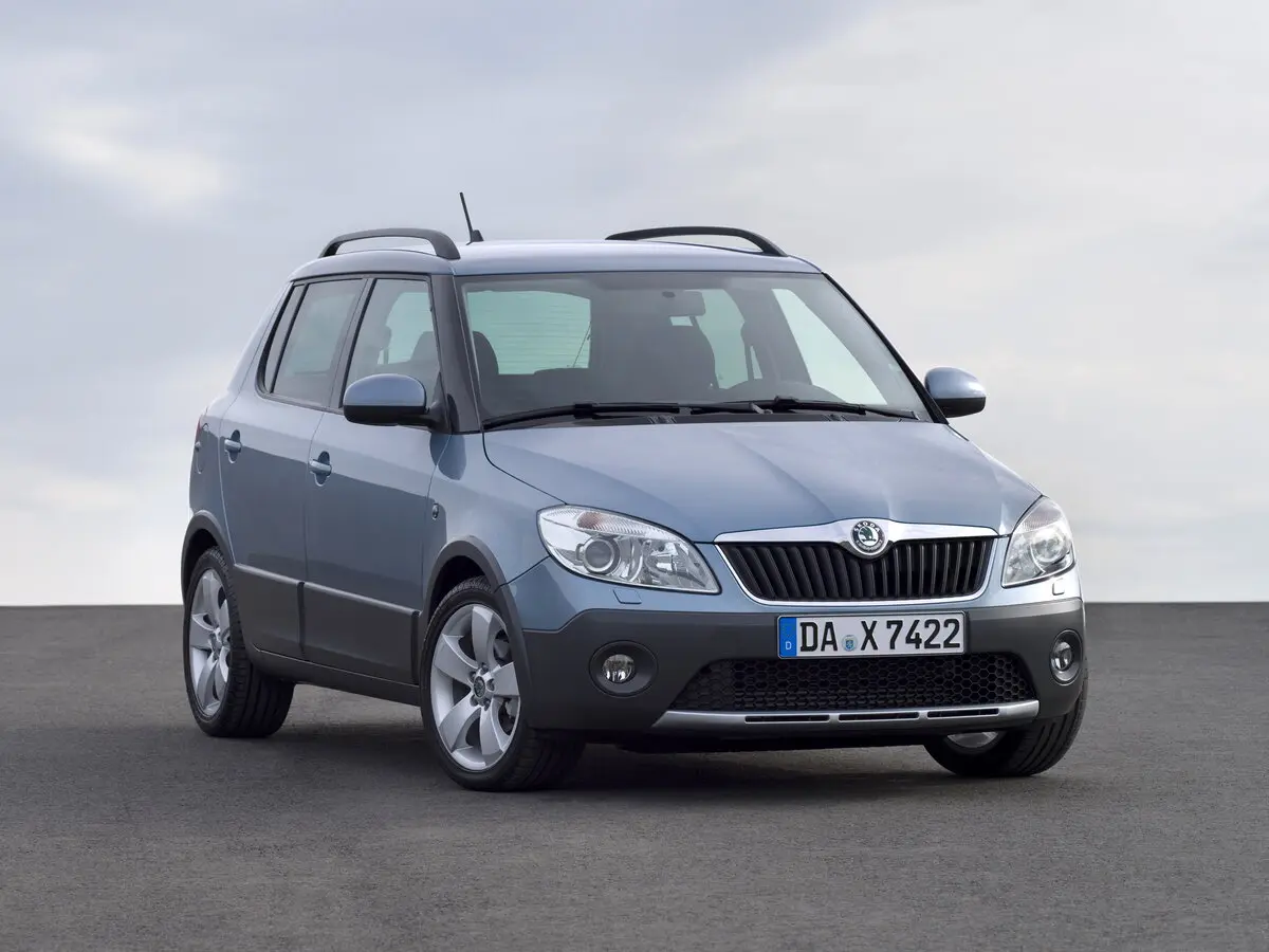 Skoda Fabia II Рестайлинг Хэтчбек 5 дв. Scout — фото 3