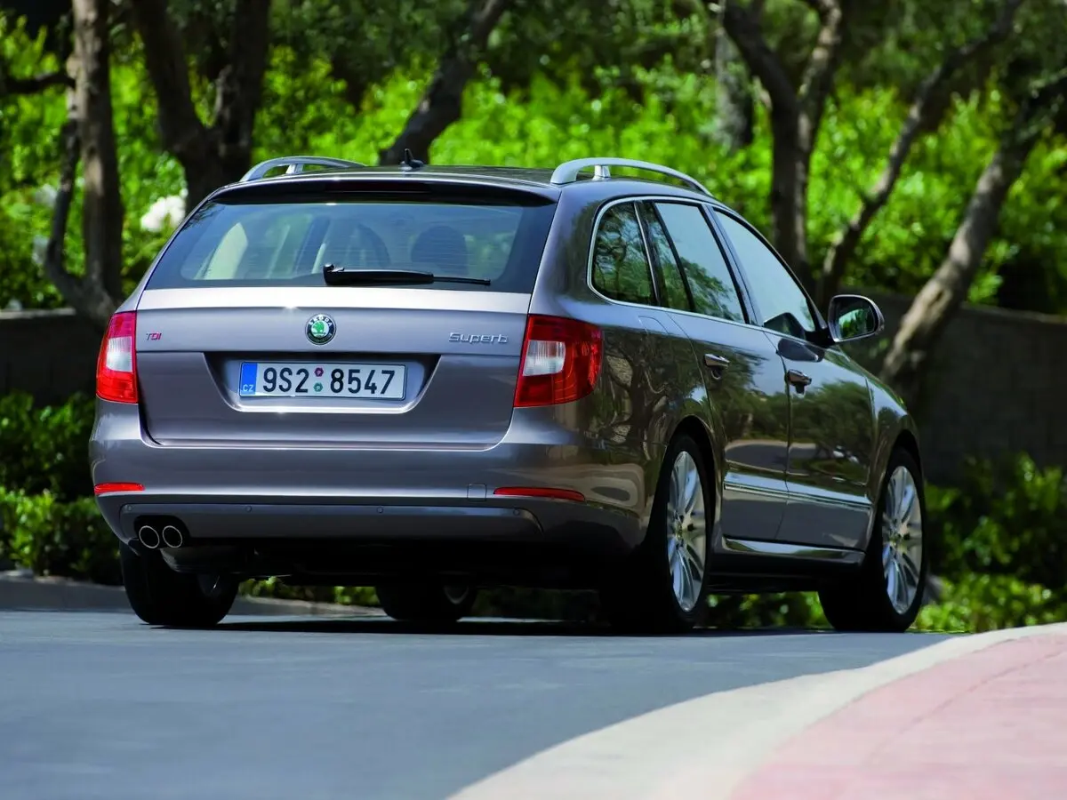 Skoda Superb II Универсал 5 дв. — сүрөт 4