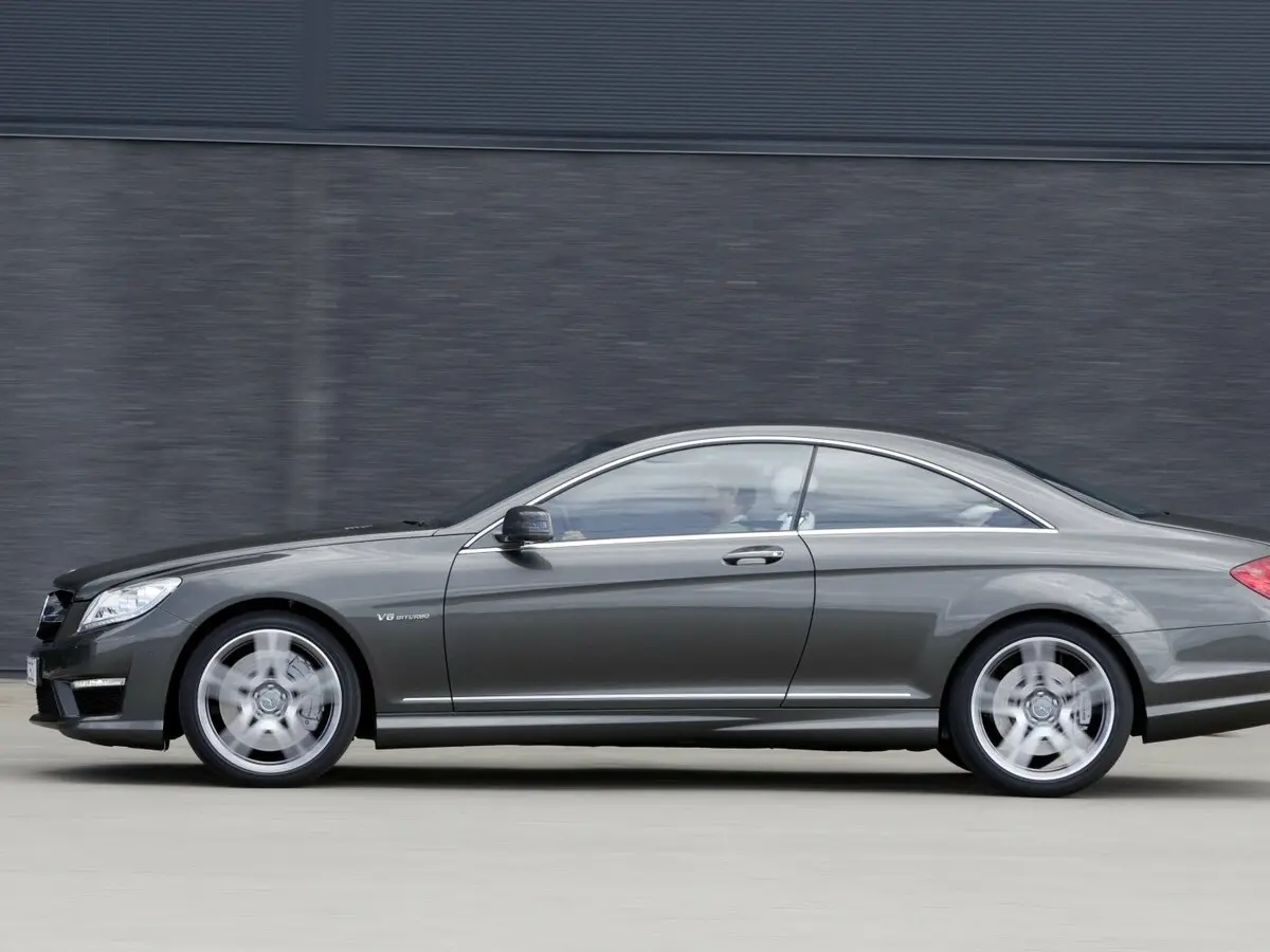 Mercedes-Benz CL-Класс AMG II (C216) Рестайлинг Купе-хардтоп — сүрөт 2