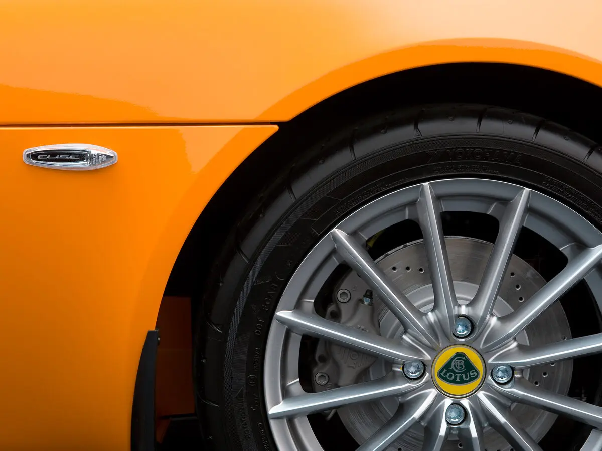 Lotus Elise III Родстер — сүрөт 12