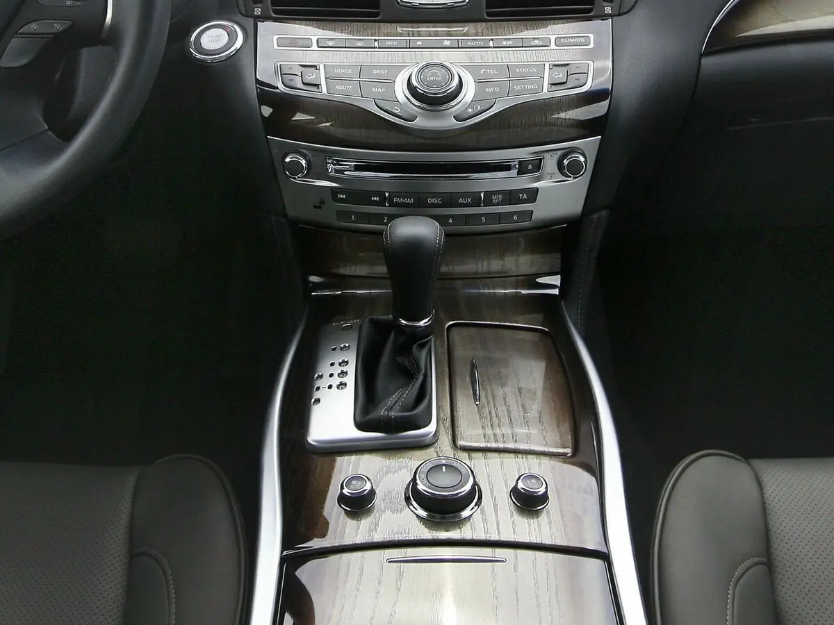Infiniti M IV Седан — сүрөт 13