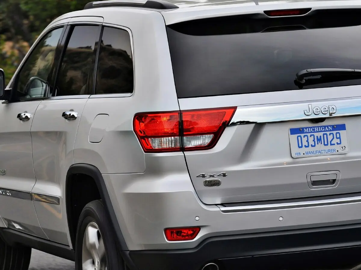 Jeep Grand Cherokee IV (WK2) Внедорожник 5 дв. — сүрөт 12