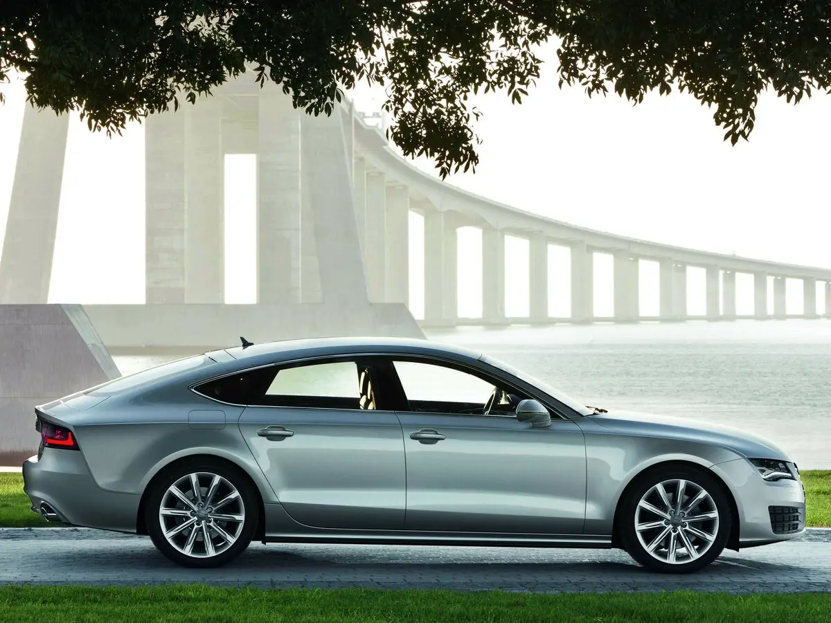 Audi A7 I (4G) Лифтбек — photo 2