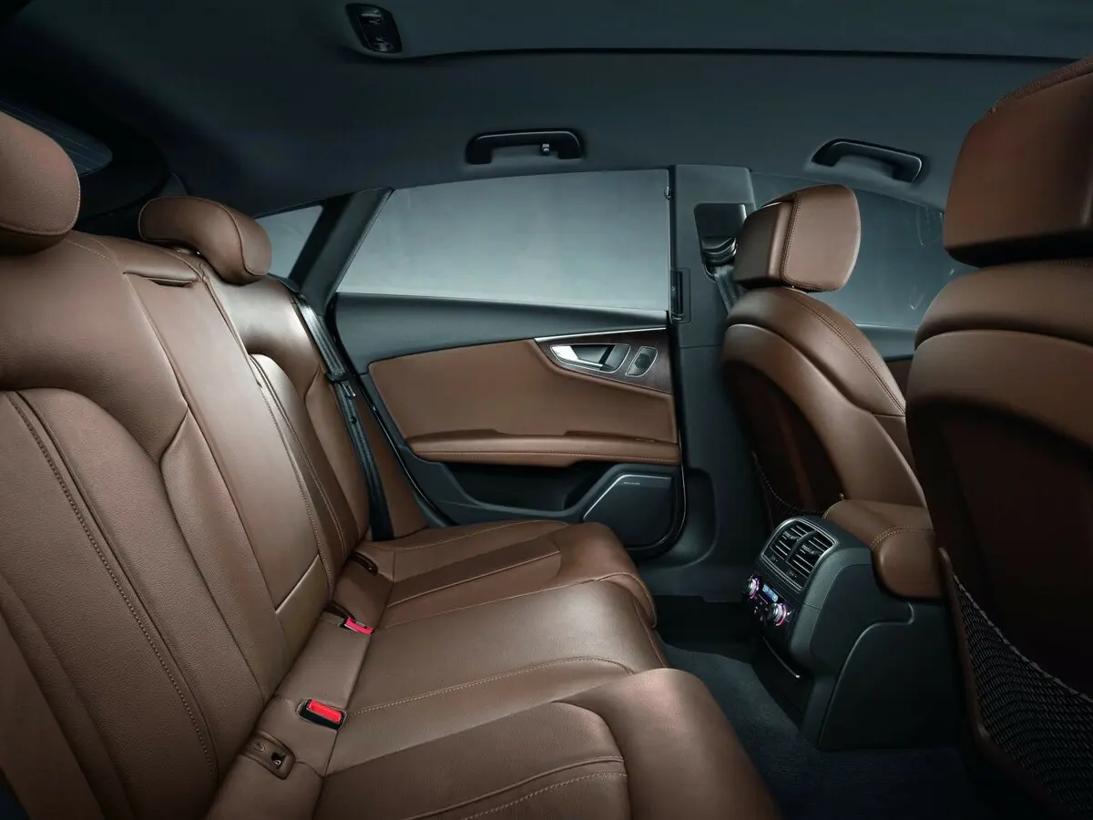 Audi A7 I (4G) Лифтбек — photo 11