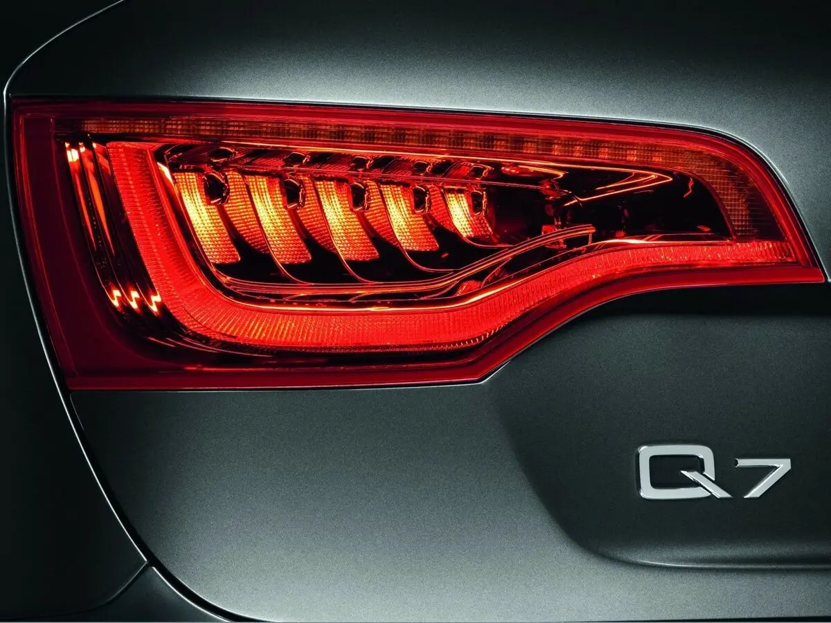 Audi Q7 I (4L) Рестайлинг Внедорожник 5 дв. — сүрөт 14