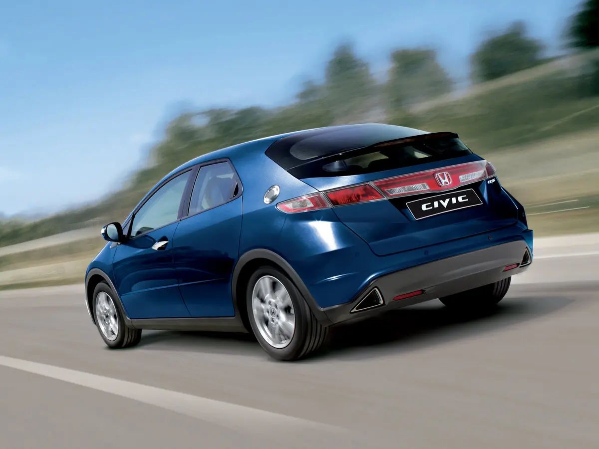 Honda Civic VIII Рестайлинг Хэтчбек 5 дв. — фото 4