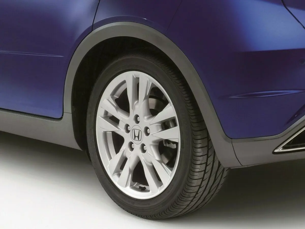 Honda Civic VIII Рестайлинг Хэтчбек 5 дв. — фото 14