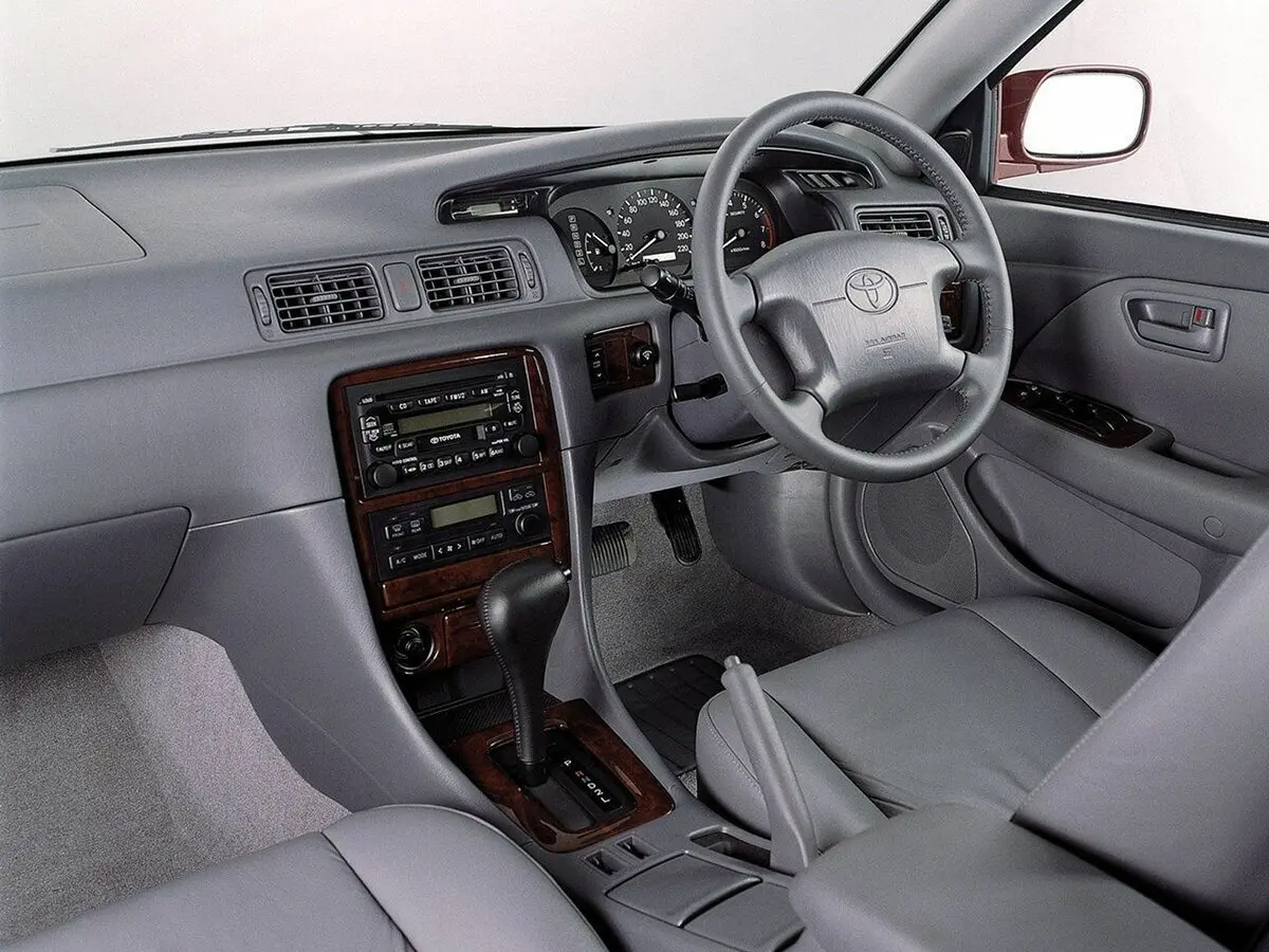 Toyota Camry IV (XV20) Универсал 5 дв. Gracia — сүрөт 5
