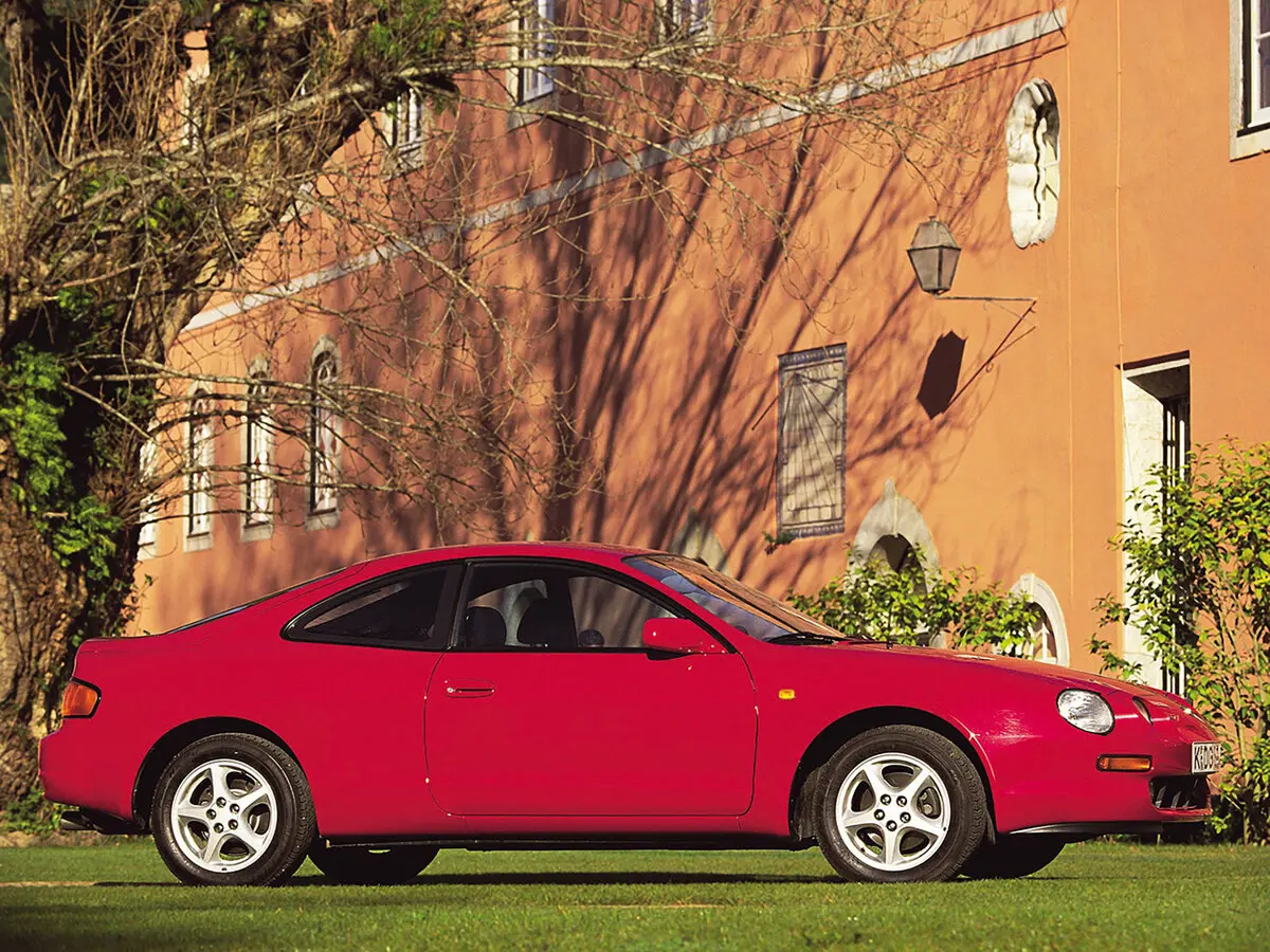 Toyota Celica VI (T200) Рестайлинг Лифтбек — фото 2