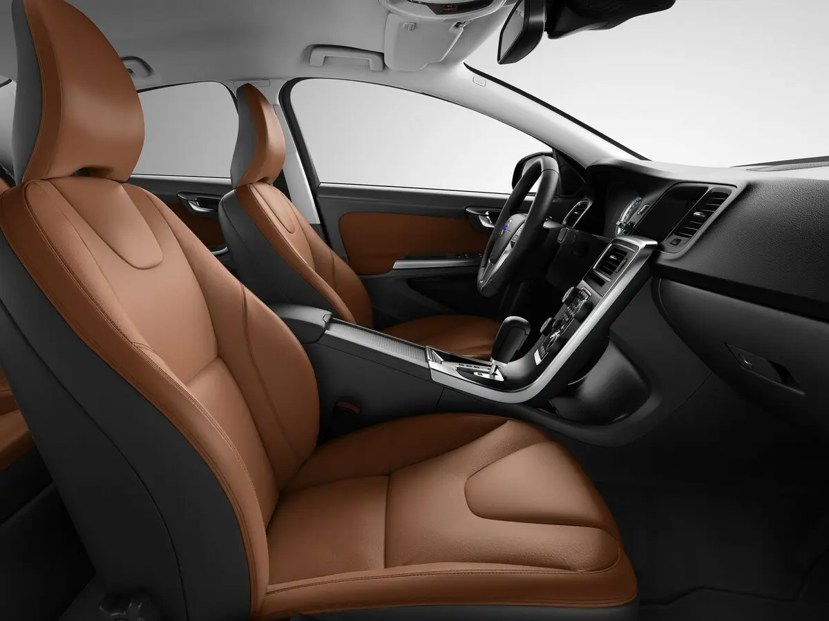 Volvo S60 II Седан — сүрөт 7