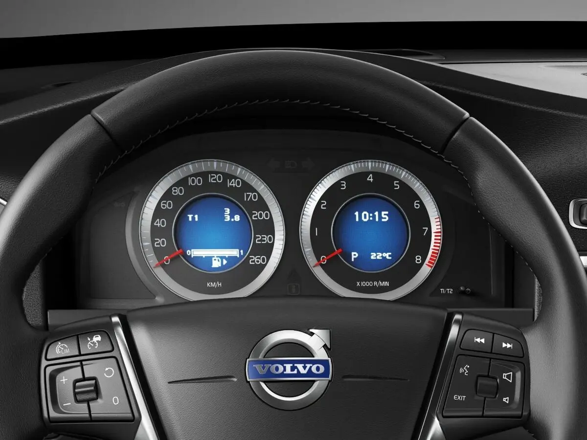Volvo S60 II Седан — сүрөт 9