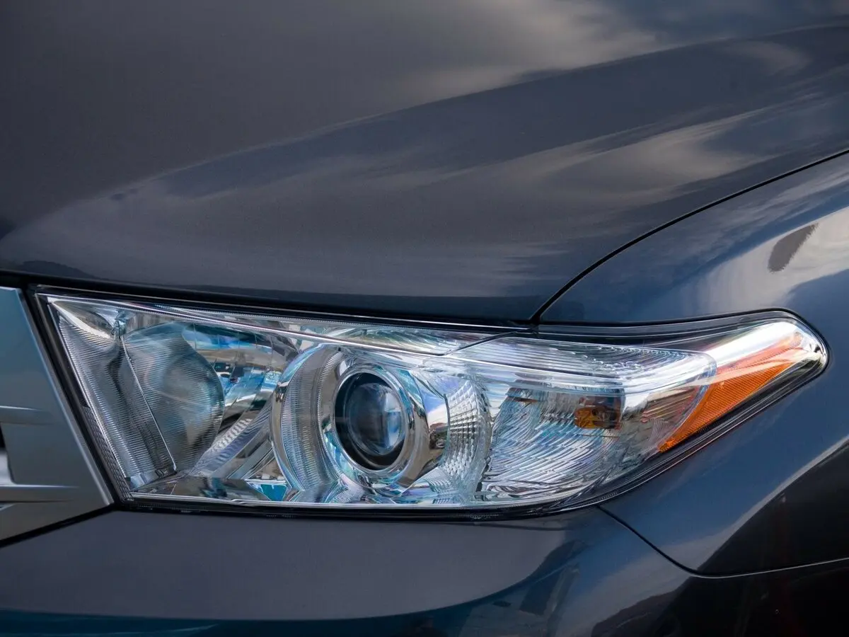 Toyota Highlander II (XU40) Рестайлинг Внедорожник 5 дв. — фото 7