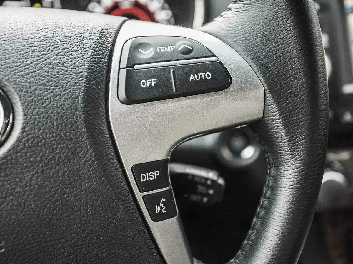 Toyota Highlander II (XU40) Рестайлинг Внедорожник 5 дв. — фото 14