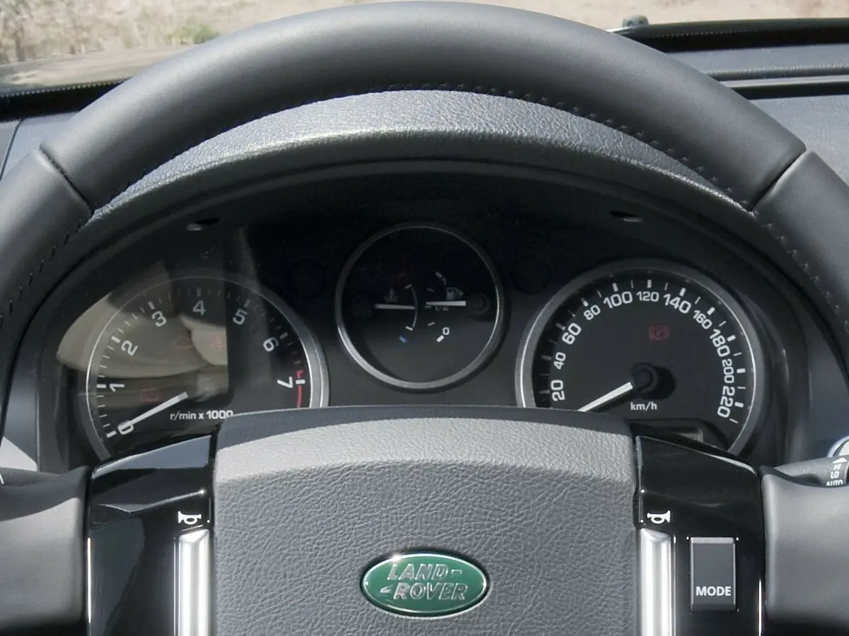 Land Rover Freelander II Рестайлинг Внедорожник 5 дв. — photo 9