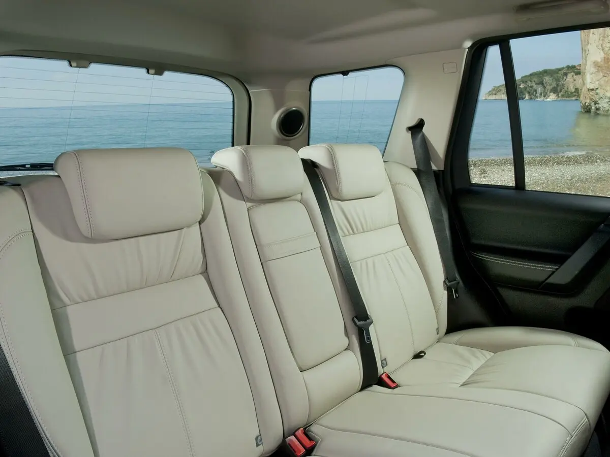 Land Rover Freelander II Рестайлинг Внедорожник 5 дв. — photo 12