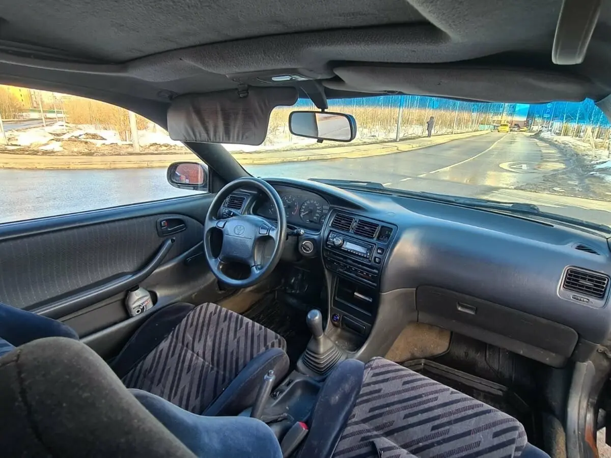 Toyota Corolla VII (E100) Хэтчбек 5 дв. — фото 7