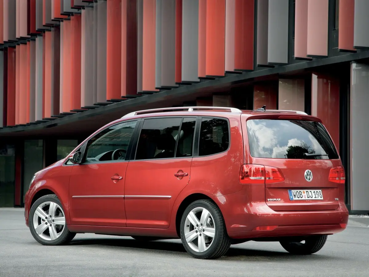 Volkswagen Touran I Рестайлинг 2 Компактвэн — сүрөт 5