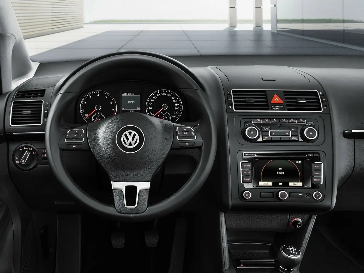 Volkswagen Touran I Рестайлинг 2 Компактвэн — сүрөт 6