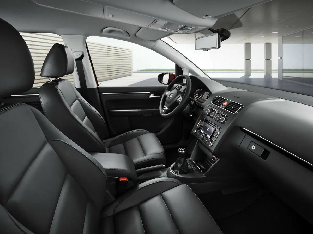 Volkswagen Touran I Рестайлинг 2 Компактвэн — сүрөт 7