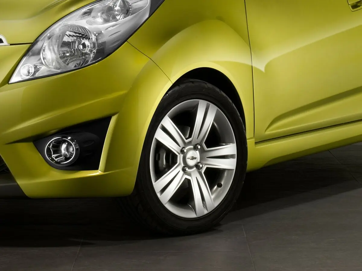 Chevrolet Spark III Хэтчбек 5 дв. — photo 17