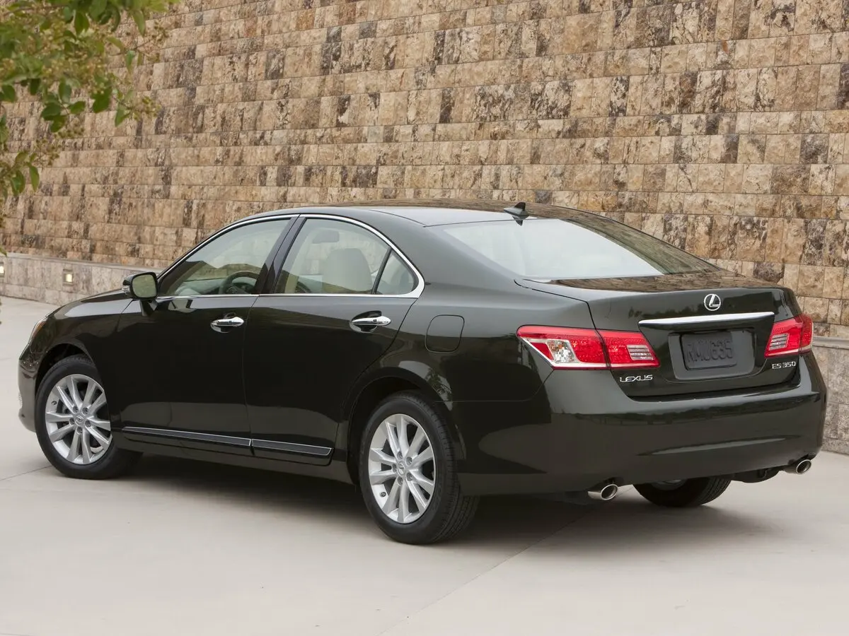 Lexus ES V Рестайлинг Седан — фото 5