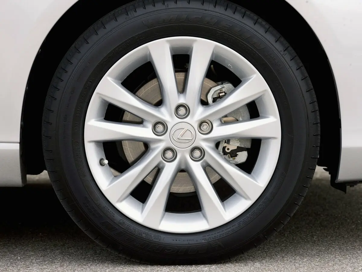 Lexus ES V Рестайлинг Седан — фото 11