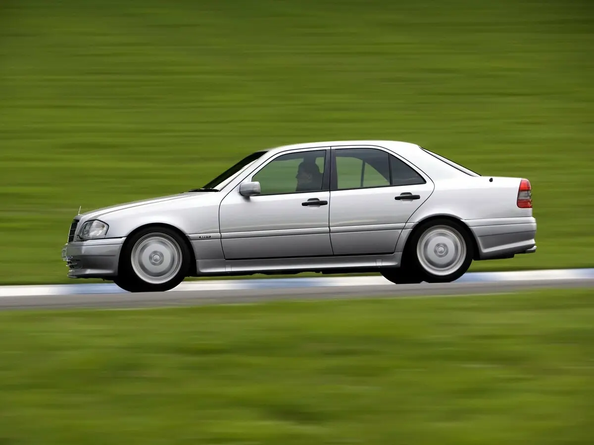 Mercedes-Benz C-Класс AMG I (W202) Седан — сүрөт 2
