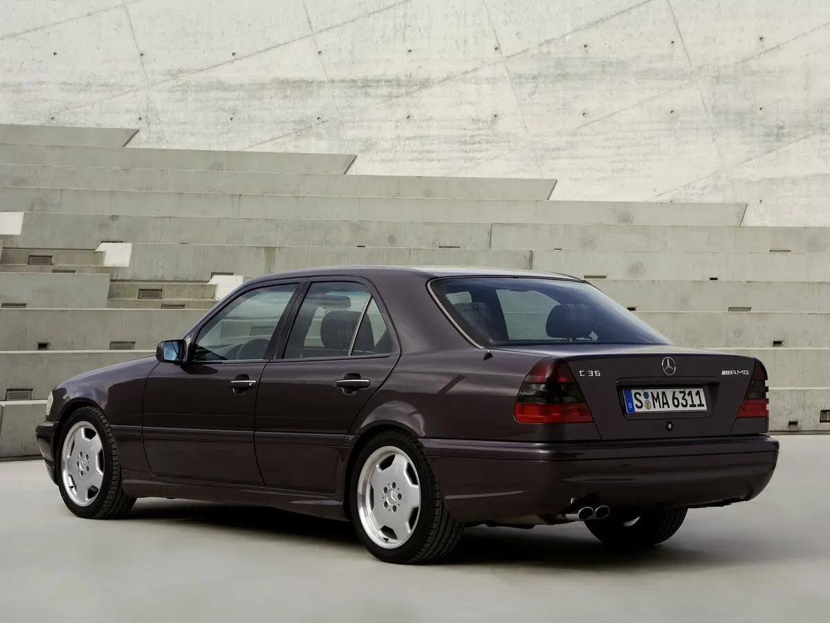 Mercedes-Benz C-Класс AMG I (W202) Седан — сүрөт 5