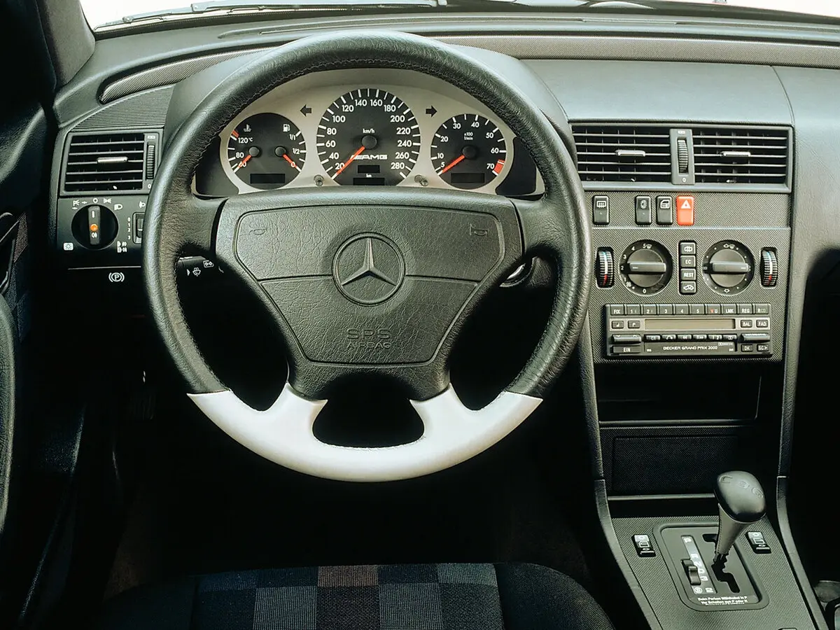 Mercedes-Benz C-Класс AMG I (W202) Седан — сүрөт 7
