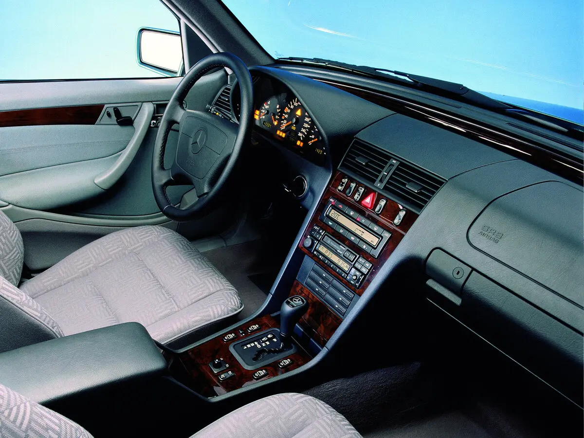 Mercedes-Benz C-Класс I (W202) Рестайлинг Седан — сүрөт 6