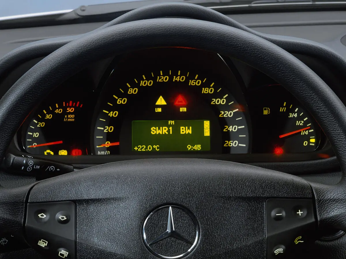 Mercedes-Benz C-Класс AMG II (W203) Хэтчбек 3 дв. — сүрөт 8