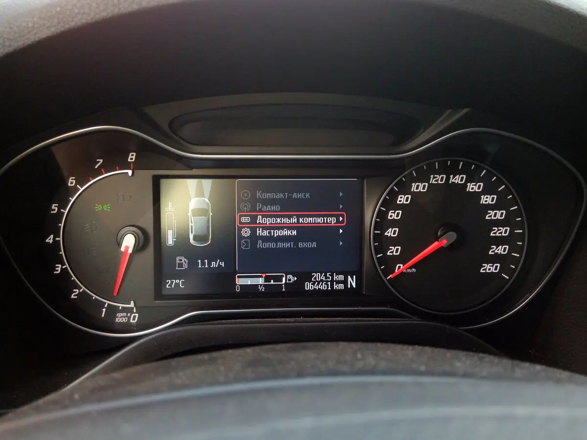 Ford Mondeo IV Рестайлинг Седан — фото 8